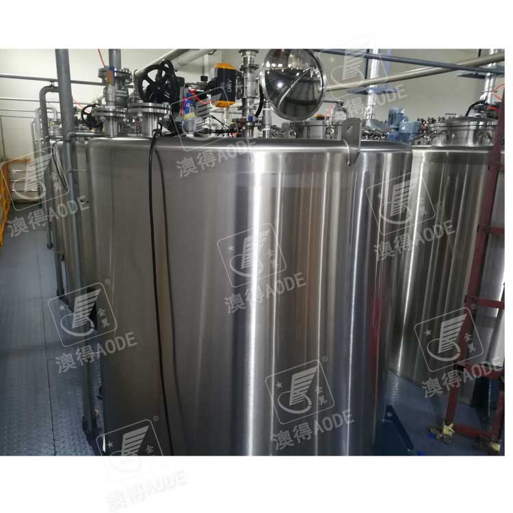 不鏽鋼儲(chǔ)罐